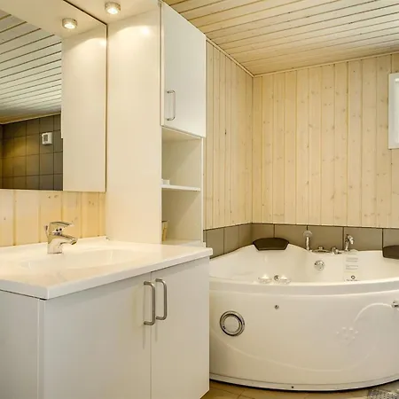 Dix - 900m From The Sea By Interhome Holiday home