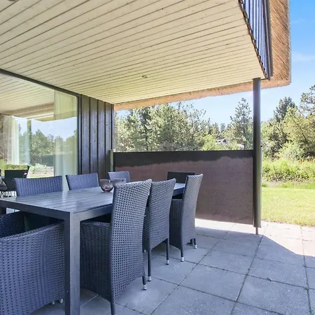 Dix - 900m From The Sea By Interhome *