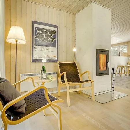 Dix - 900m From The Sea By Interhome Blavand