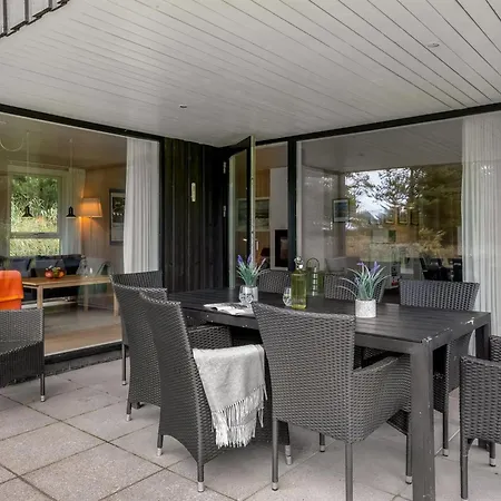 Dix - 900m From The Sea By Interhome Blavand