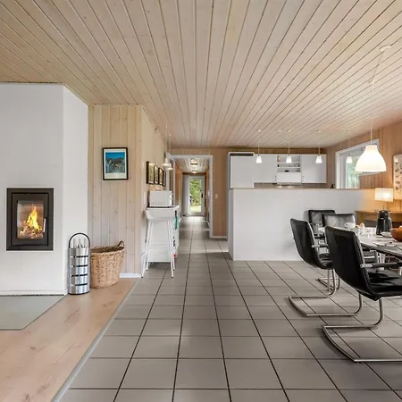 Dix - 900m From The Sea By Interhome