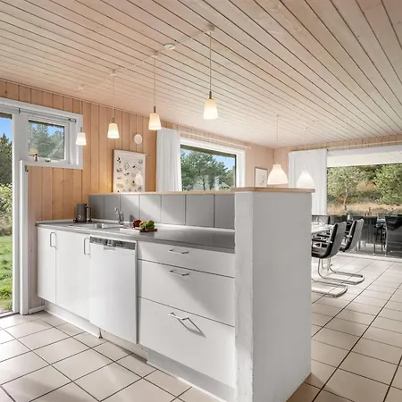 Semesterbostad Dix - 900m From The Sea By Interhome *