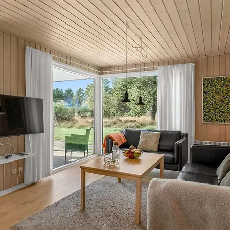 Dix - 900m From The Sea By Interhome Semesterbostad *